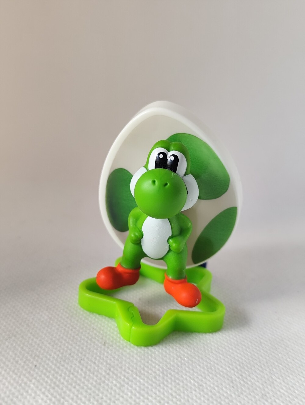 3/$20💗2026 McDonalds Super Mario Galaxy Happy Meal Yoshi figure